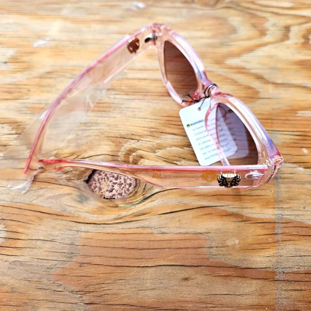 Kleo Pink Sunglasses - Picture 13 of 16